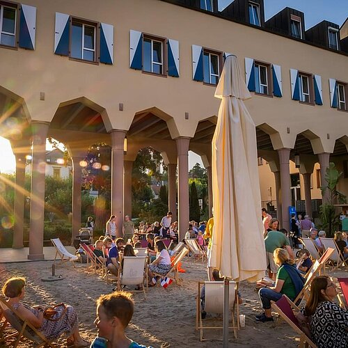 StadtStrand Finale 2024

Wenn der Partnerschaftsverein Kronberg Le Lavandou an den StadtStrand lädt, dann scheint die...