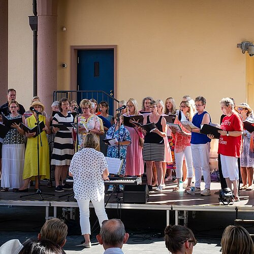 Kronberger Sommer 24

Ein wunderschönes StadtStrand Wochenende mit vielen Gästen, phantastischen Live Auftritten und...